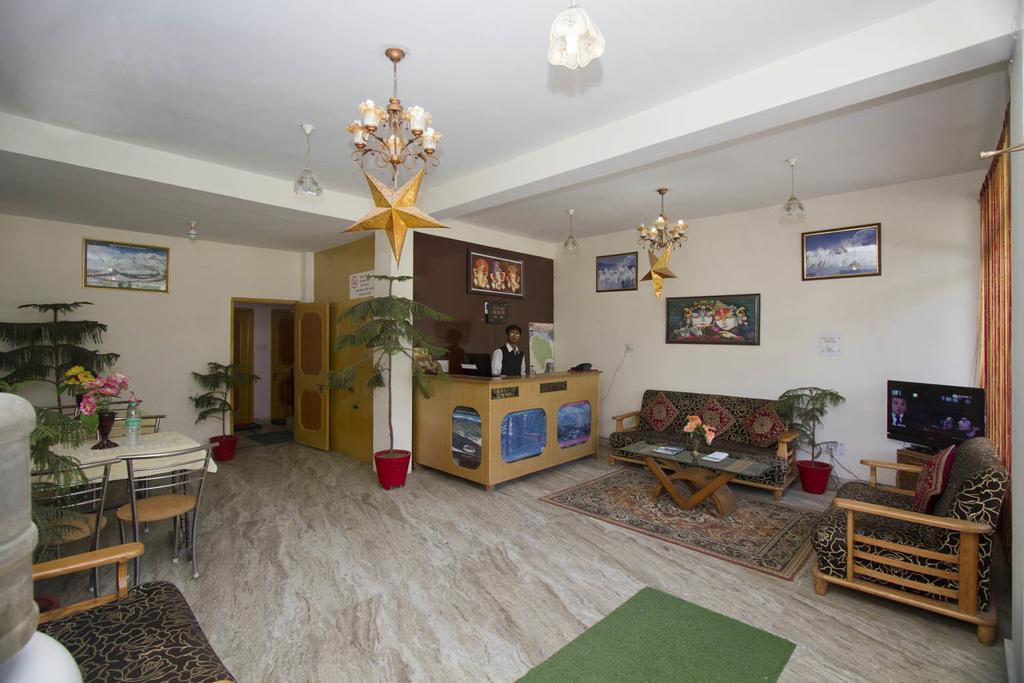 Hotel Ocean Inn Манали Экстерьер фото